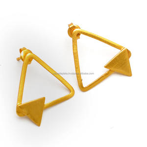 Tribal Gold Plated 925 Sterling Silver Plain Stud Pendiente de moda para fiesta de regalo de boda. Fabricación mayorista POR CDP - Product Image 1