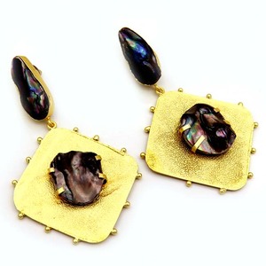 Boucles d'oreilles, perles longues et plaquées or 18 K, avec 2 pierres, réglage de pron, déclaration faits à la main, nouvelle collection - Product Image 1