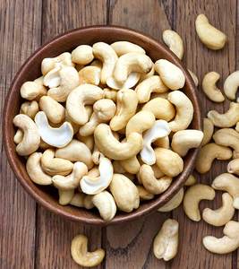 GOOD PRICE - HIGH QUALITY VIETNAM CASHEW <b>NUT</b> W320 - NEW CROP 2019 - Product Image 4