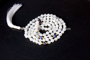 สร้อยข้อมือมาลา 108 เม็ด ทำมือ ขายดี สำหรับทุกเพศ ประดับด้วยพลอยมูนสโตน รูปทรงลูกบอล ลายเพชร เหมาะเป็นของขวัญในงานปาร์ตี้ หรือของขวัญทางพุทธศาสนา - Product Image 5