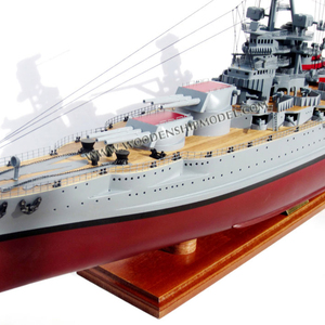 Barco modelo de madera hecho a mano de USS Arizona () Regalo novedoso para entusiastas del barco - Product Image 1