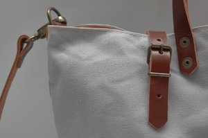 Toile cirée sac/fourre-tout/sac avec poignées en cuir et fermetures, coloris gris clair-LHB 0020 - Product Image 4