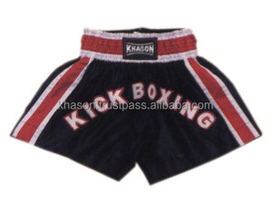 LOGO PERSONNALISÉ KICK BOXING SHORT DE BOXE MMA CUSTOM MUAY THAI KICKBOXING AVEC BRODERIE ET COULEUR NÉCESSAIRES - Product Image 1