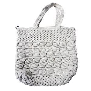 Sac à main de styliste ethnique rouge, fourre-tout en couleur, macramé Crochet en ligne - Product Image 6