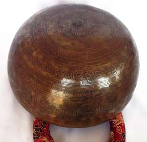 ชามร้องเพลงทิเบตโบราณขนาด 6 นิ้ว ยอดขายดีที่สุด ทำจากอะชตาแมนกาล สำหรับการทำสมาธิแบบพุทธและโยคะ บำบัดด้วยเสียงโลหะ - Product Image 4