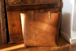 กระเป๋าโท้ทหนังอูฐพร้อมกระเป๋าด้านนอกสองใบ,แฮนด์เมด,AV-0020 - Product Image 3