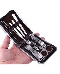 Logo personnalisé de bonne qualité coupe-ongles professionnel portable dissolvant Cutter Nipper Clipper Kits ensemble de manucure de beauté - Product Image 1