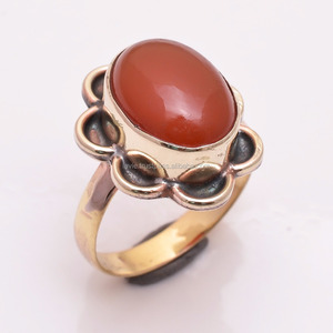 Anillo de Latón chapado en oro de ónix rojo de alta calidad, joyería india, venta al por mayor, fabricante exportador de anillos finos a granel - Product Image 1