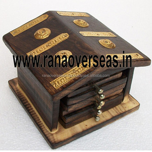 Posavasos de madera cuadrado de sublimación al por mayor personalizado de alta calidad con soporte de cabaña a la venta - Product Image 3