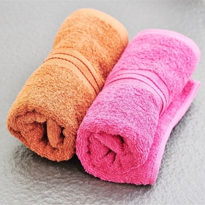 Serviettes absorbantes de qualité à l'exportation Serviette de bain en coton de belle couleur Serviettes de bain brodées pour la salle de bain Fournisseur indien - Product Image 4