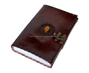 Cuaderno personalizado de cuero genuino con piedra en relieve, cuaderno marrón puro, diario, páginas en blanco, libro de notas, solapa en piedra con C-Lock - Product Image 4