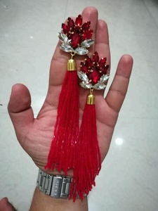 2018 Boucles d'oreilles à breloques de créateur artisanales pour femmes Boucles d'oreilles mignonnes pour la fête de mariage et le cadeau - Product Image 6