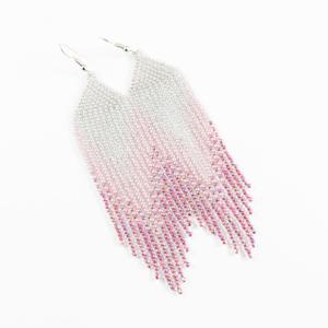 Pendientes de cuentas de colores rosa y gris, regalo para ella, pendientes largos con flecos de cuentas hechos a mano, felicidad hecha a mano - Product Image 1
