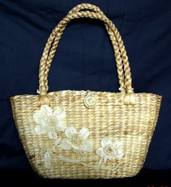 Sac à main de couleur naturelle fabriqué en jonc de mer/sacs avec de l'herbe - Product Image 5