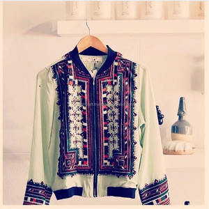 Vestido Bordado Balochi de Algodón/Seda - Vestido Tradicional Balochi Vintage Kuchi - Chaquetas Balochi Largas - LOTE DE EXISTENCIAS - Product Image 3