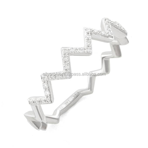 Anillo de compromiso de diamantes pavé clásico de oro amarillo de 14kt para bodas y aniversarios-joyería de fabricante al por mayor - Product Image 3