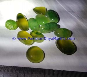 Hermosos Cabujones de Granate Hidrogrússular Pulidos de Color Verde Intenso - Product Image 6