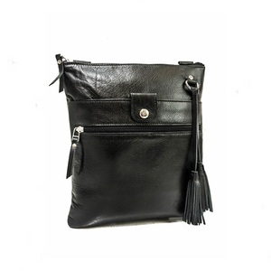 Classique dames fourre-tout poignée élégante haut zippé compartiment spacieux pour travail bureau voyage utilisation avec trois chaînes décoration - Product Image 1