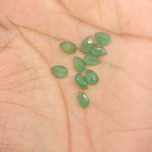 Mica Verde Natural Aventurina, Corte Pera de 8x5mm, 0.8 Quilates, Gema Suelta de Calidad AA para Joyería - Product Image 3