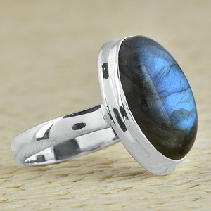 Anillo de piedras preciosas de labradorita ovalada, joyería Unisex de Plata de Ley 925, ajuste de bisel Chapado en plata de moda para bodas y fiestas - Product Image 3