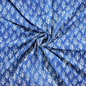 Tissu en voile de coton imprimé à la main, léger et doux, bleu marine à motifs floraux, pour robes, chemises, sacs et rideaux pour femmes - Product Image 3