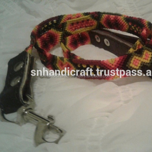 Correa de Perro Tejida de Alta Calidad con Asa de Cuero y Juego de Collar - Product Image 1