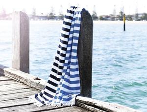 Serviette de plage à motif de sport compressé en coton pour nouveau-nés - Product Image 2