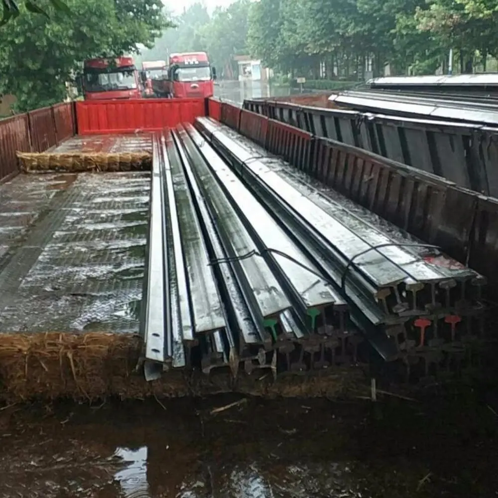 China Lieferant 18 kg/m Licht Eisenbahn Stahl Gleis für Den industriellen Einsatz