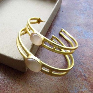 Quartz rose grandes boucles d'oreilles créoles à la mode déclaration de pierres précieuses pendantes conception pour les mariages anniversaires fêtes faites - Product Image 1