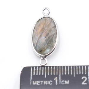 Labradorite de forme ovale, argent sterling 925, sertie, plaqué argent, connecteur, fabrication de bijoux faits à la main - Product Image 3