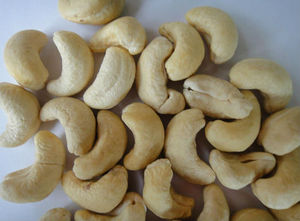 Nueces de Anacardo Procesadas de Primera Calidad, Certificadas ISO, Tostadas, Secas, Envasadas al Vacío, Snacks Saludables, Origen Sudáfrica - Product Image 2