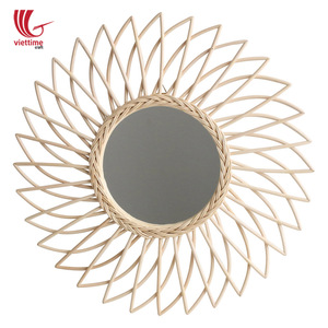 Espejo de pared decorativo Vintage de ratán, diseño bohemio moderno rústico para sala de estar y dormitorio - Product Image 2