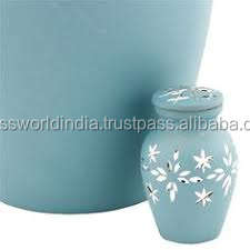 Souvenir de fleur vert foncé, fournitures d'enterrement d'urne de crémation cuivworld inde - Product Image 3