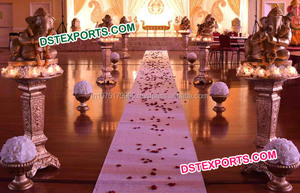 Décoration d'allée de mariage Paon, Piliers de couloir en cristal, Colonnes d'allée sculptées dorées, Royaume-Uni - Product Image 6