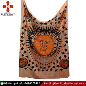 Sun Moon Art indien imprimé reine suspendu Boho tapisserie murale - Product Image 1