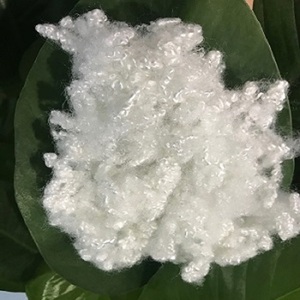 Fibre de polyester recyclée à 100 % de qualité supérieure, de couleur blanche, creuse et conjuguée, siliconée HCS, pour matériau de rembourrage - Product Image 2