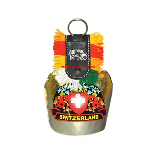 Zeefdruk Zwitserse Souvenirs Zwitserland Koe Bel Met Lederen Hanger