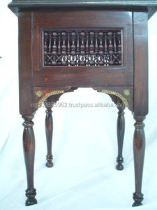 Table carrée en bois sculptée à la main de style arabe/islamique W26 - Product Image 2