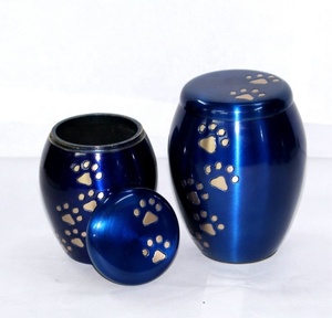 โกศใส่ศพสำหรับสัตว์เลี้ยงทำจากทองเหลืองพิมพ์ลายอุ้งเท้า - Product Image 1