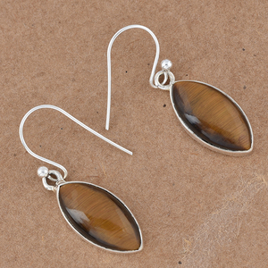 Marquise Shape Tiger Eye Boucles d'oreilles en argent sterling 925 avec fil d'oreille Boucles d'oreilles à la mode plaquées argent pour mariage, fiançailles. - Product Image 3