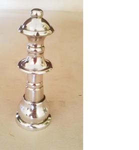 Modelo decorativo de ajedrez de estilo náutico, estatuilla de una pieza de zinc de aluminio, mascota o recuerdo con técnica de fundición de logotipo personalizado - Product Image 1