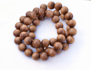Perles de bois de santal naturel et rouge 20mm perles rondes en bois de santal améliorer votre décor ou pratiquer la méditation - Product Image 1