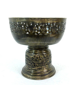 Zahereen BR336 Brasero redondo de latón decorativo egipcio hecho a mano con diseño único - Product Image 1