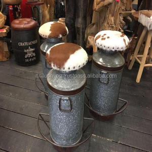 Tabouret 190n en cuir de vache, pour servir du lait, de style Vintage - Product Image 1