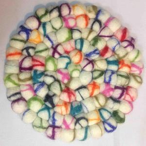 พรมมัดย้อมขนาดเส้นผ่านศูนย์กลาง20ซม. ทำด้วยมือหลากสีงานฝีมืองานฝีมืองานฝีมืองานฝีมือสไตล์นาปาลาเนสตกแต่งบ้านโปรโมชั่นธุรกิจของขวัญ - Product Image 2