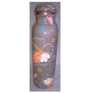 Bouteille d'eau en cuivre martelé de qualité luxueuse faite à la main, produit en vrac à prix raisonnable - Product Image 4