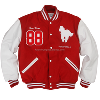 Blouson universitaire d'hiver personnalisé pour homme KVJ06 en tissu de laine avec patchs en chenille brodés, teints et éco-responsables sur le devant