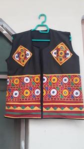 Tissu Vintage Coloré Boho Dames Gilet - Product Image 5