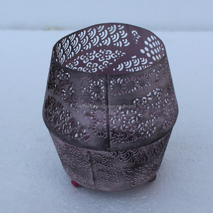 Bougeoir votif en fer fait à la main de créateur Bougeoir en métal imprimé personnalisé pour anniversaire mariage décoration de table en métal - Product Image 1