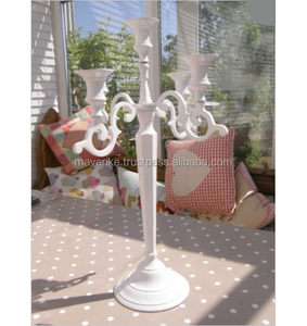 Candélabre en métal vintage de luxe à 5 bras fait à la main plaqué argent pour la maison et les centres de table de décoration de sol de mariage - Product Image 3